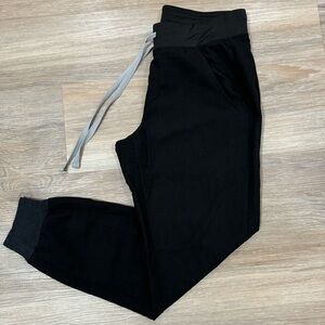 Figs Women's Black Zamora Jogger Scrub Pants - XS - Petite / Black